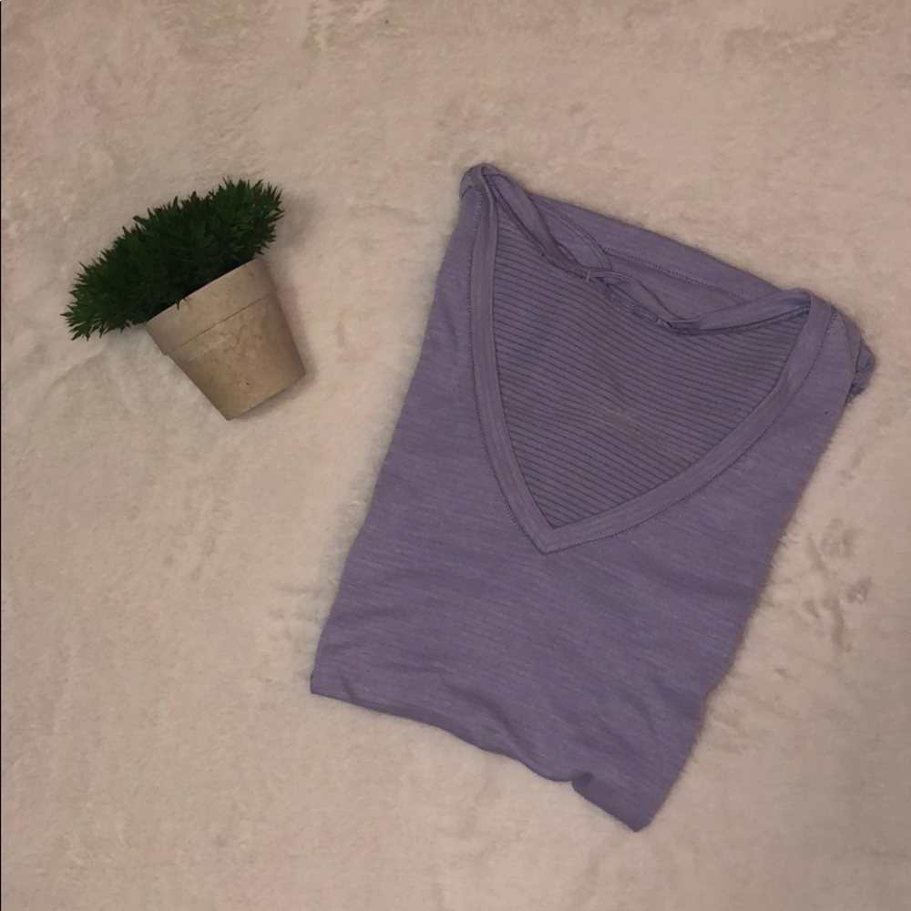 Lululemon Tee
